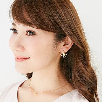 スタッズ クローバー ピアス イヤリング Studs Clover Pierce Earring