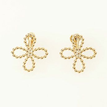 スタッズ クローバー ピアス イヤリング Studs Clover Pierce Earring