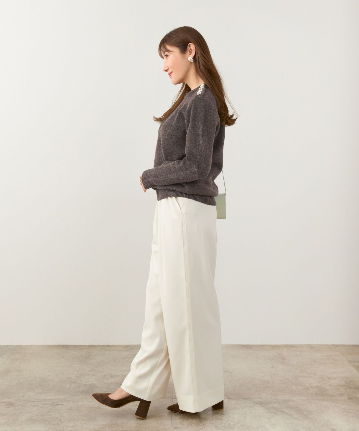 新色追加/長袖/ビジュー/ざっくり/ボタン/モチーフ