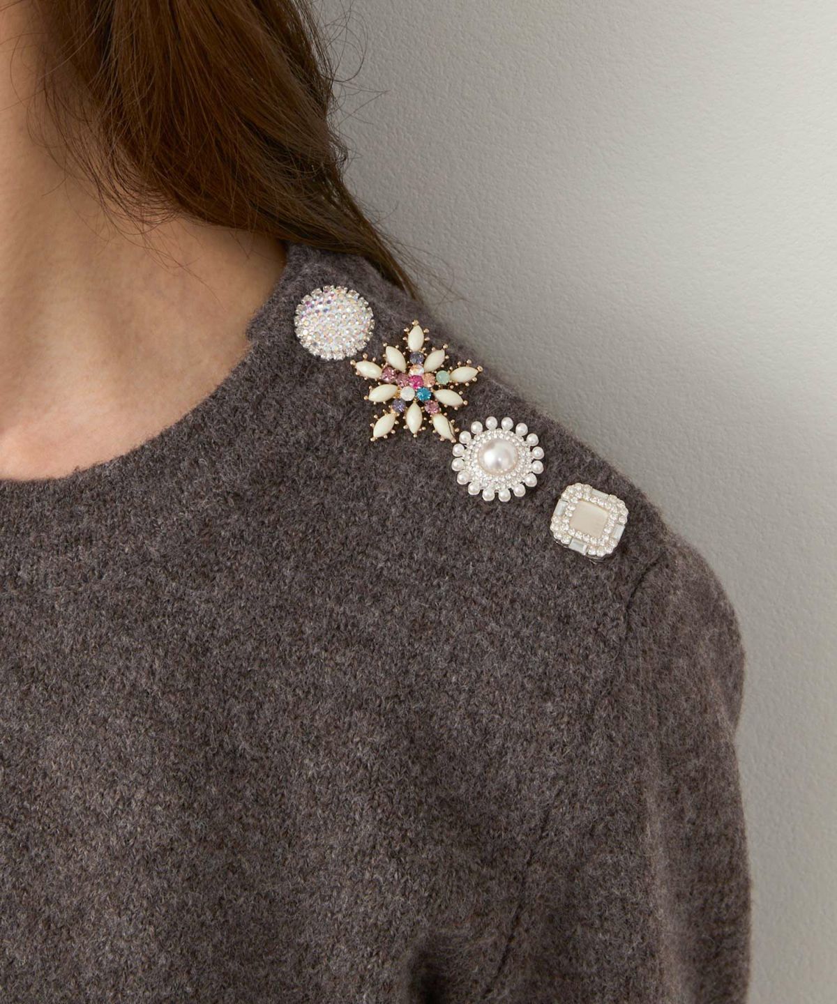 新色追加/長袖/ビジュー/ざっくり/ボタン/モチーフ