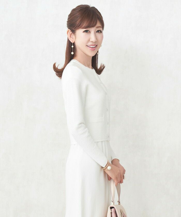 ニット/ジャケット/ピンタック/くるみボタン/ノーカラー/羽織り/セット着用可能/ショート丈/カーディガン/チャーム付き/9分袖/S/M/ホワイト/ピンクベージュ/ブラック/長袖/