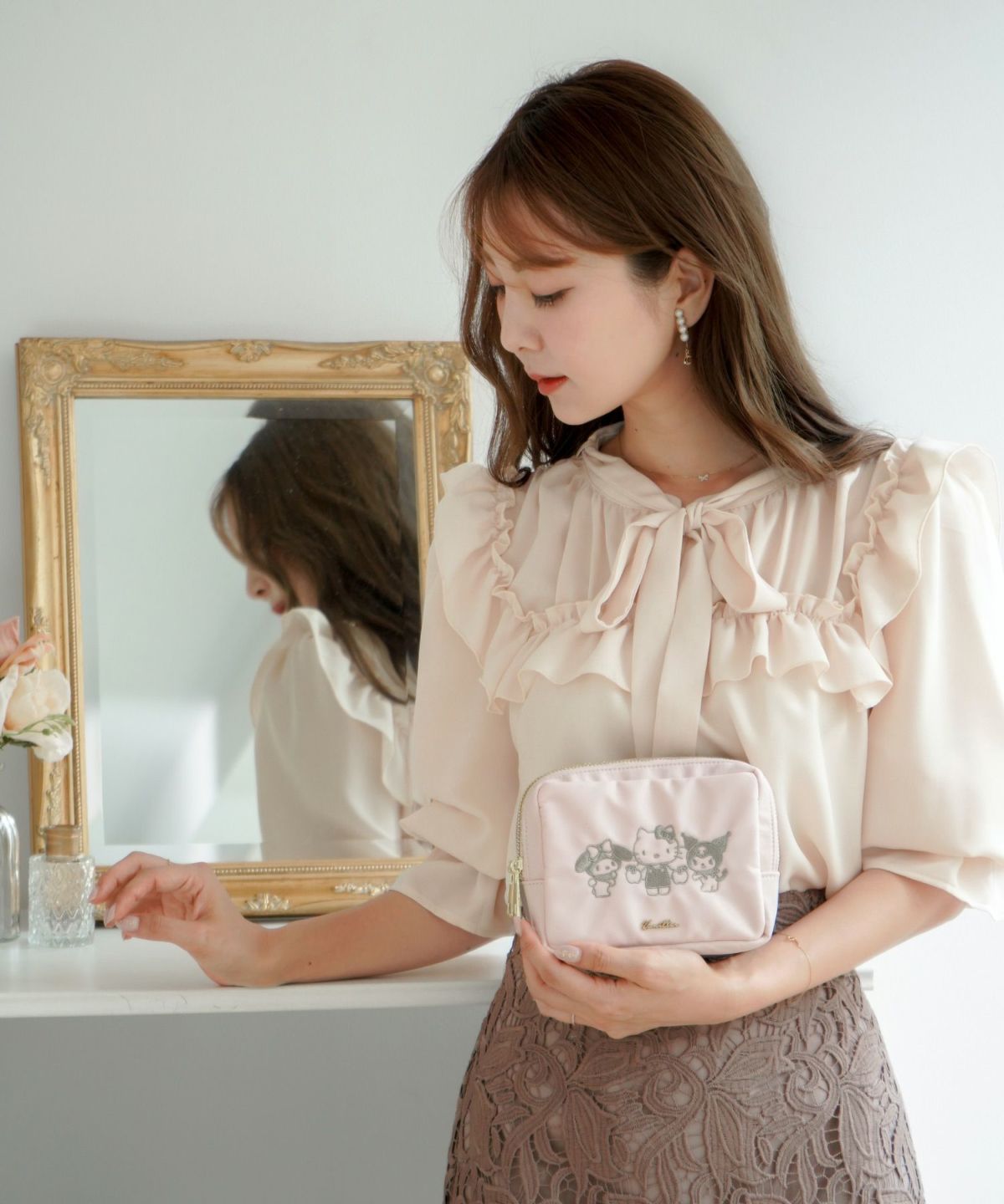 新色追加/newcolor/サンリオ/キティ/マイメロディー/クロミ/キキララ/ポムポムプリン/ピアノ/シナモロール/シナモン/ポチャッコ/ポーチ/小物/ダブルファスナー/グッズ/コスメ/メイク/ファスナー/ポケットティッシュ入れ付き/ティッシュポーチ/マルチポーチ