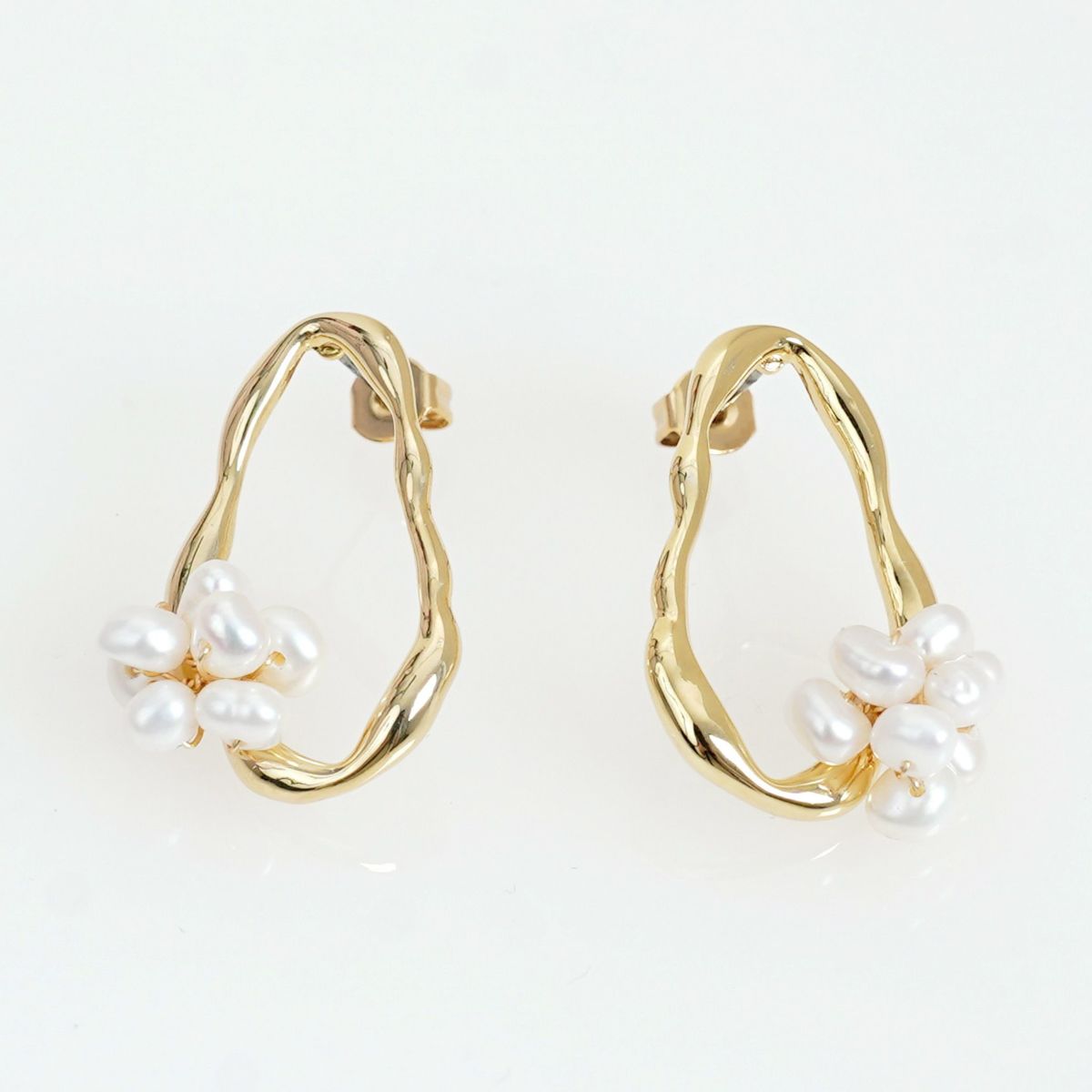 ティアードロップ フレーム ピアス Tear Drop Frame Pierce