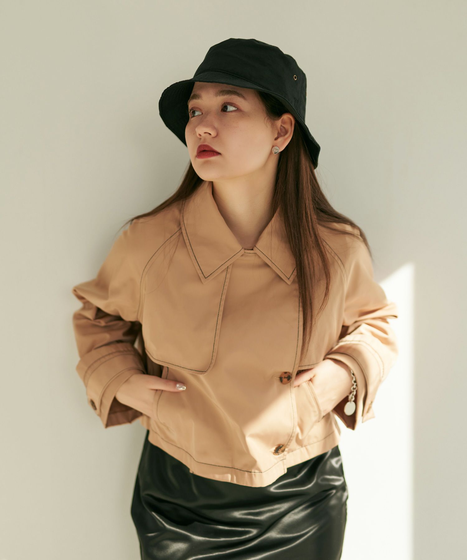 4 下旬頃発送予定 ショート丈トレンチコート Tina Jojun 全2色 Tnj111 0035 2 4 下旬頃発送予定 ショート丈トレンチコート Tina Jojun 全2色 Tnj111 0035 2