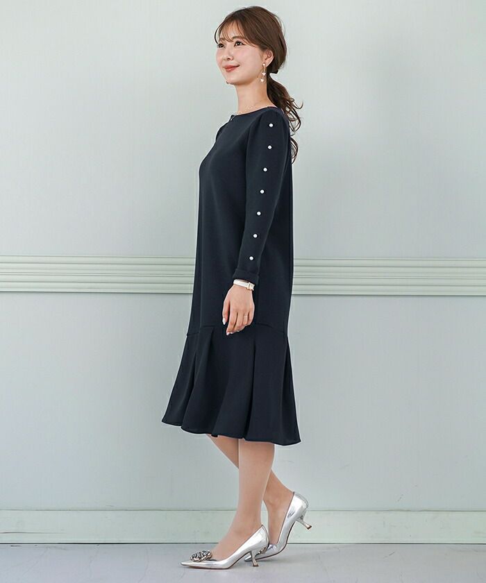 レディース/ワンピース/スカート/手洗い可/カットソー/カットワンピース/裾フレア/サスティナブル/エコ/エコ素材/春服/春ワンピース/長袖ワンピース/きれいめ/綺麗め/上品/膝下/ミモレ丈/ミモレワンピース