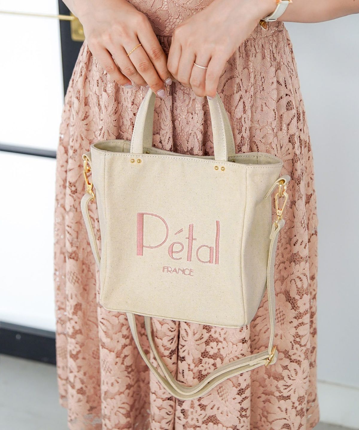 バッグ/かばん/鞄/キャンバスバッグ/キャンバス/2way/肩掛け/肩がけ/ミニショルダー/ミニサイズ/シンプル/刺?/可愛い/ギンガムチェック/お出かけ/旅行/春/夏/秋/レディース/ナチュラル/ホワイト/アイボリー/ブラック/黒/ピンク