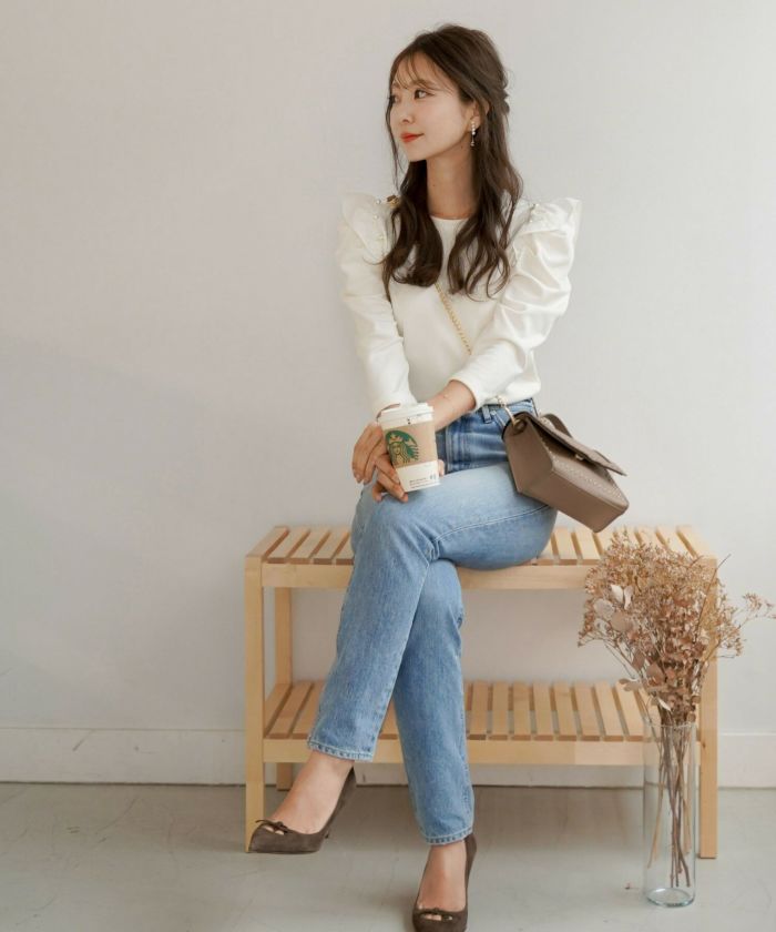 ■韓国■ VIVALUV製作 ■ ホルターネック シャーリング 裾フリル カットトップス ショルダーフリル パール le reve vaniller 全3