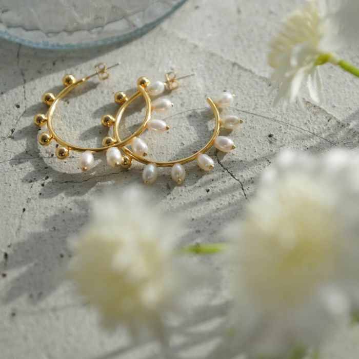 ハーフ パール フープ ピアス イヤリング Half Pearl Hoop Pierce Earring