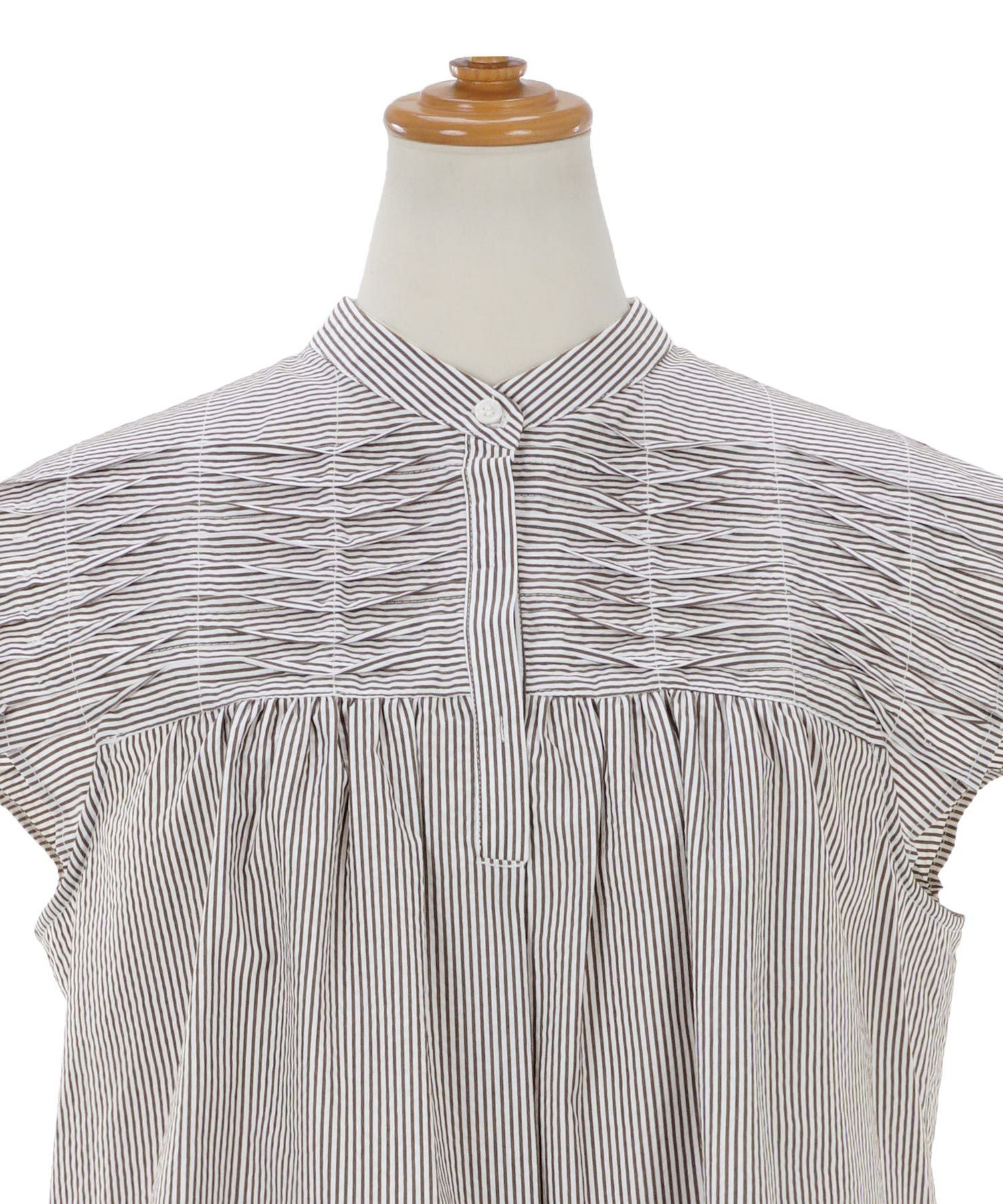 レディース/トップス/ブラウス//セレクト/手洗い可/横ピンタック/フレンチスリーブ/ヨーク切り替え/春/夏/S/M/しじら/サッカー/ストライプ/バンドカラー/授乳/清涼感/涼し/上品/エレガント/フェミニン/着痩せ/華奢見え/着映え/体型カバー/パープル/紫/ブラウン/茶