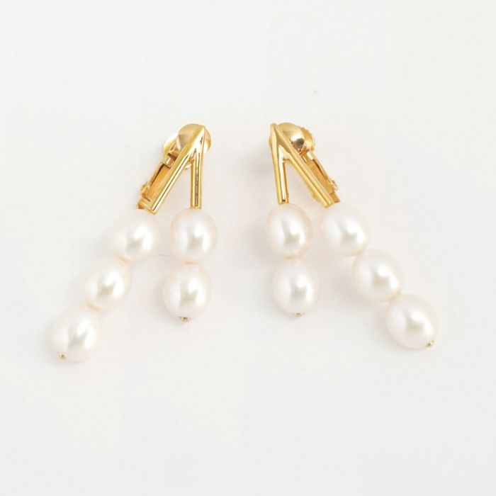 パール V ピアス イヤリング Pearl V Pierce Earring