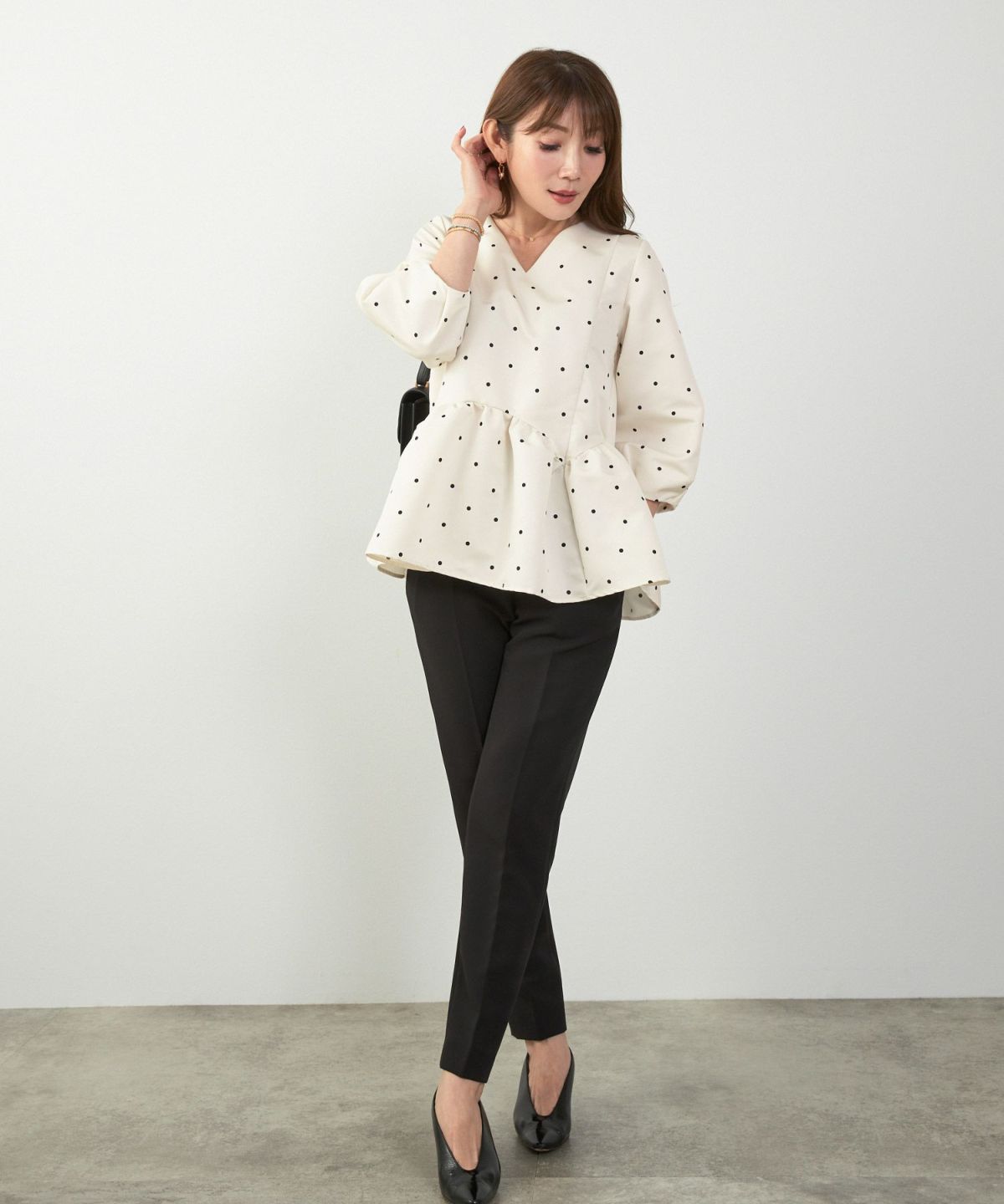 手洗い可新色追加日本製ペプラム無地ドット柄フレアタック春秋大人カジュアルきれいめジョイントスペース
