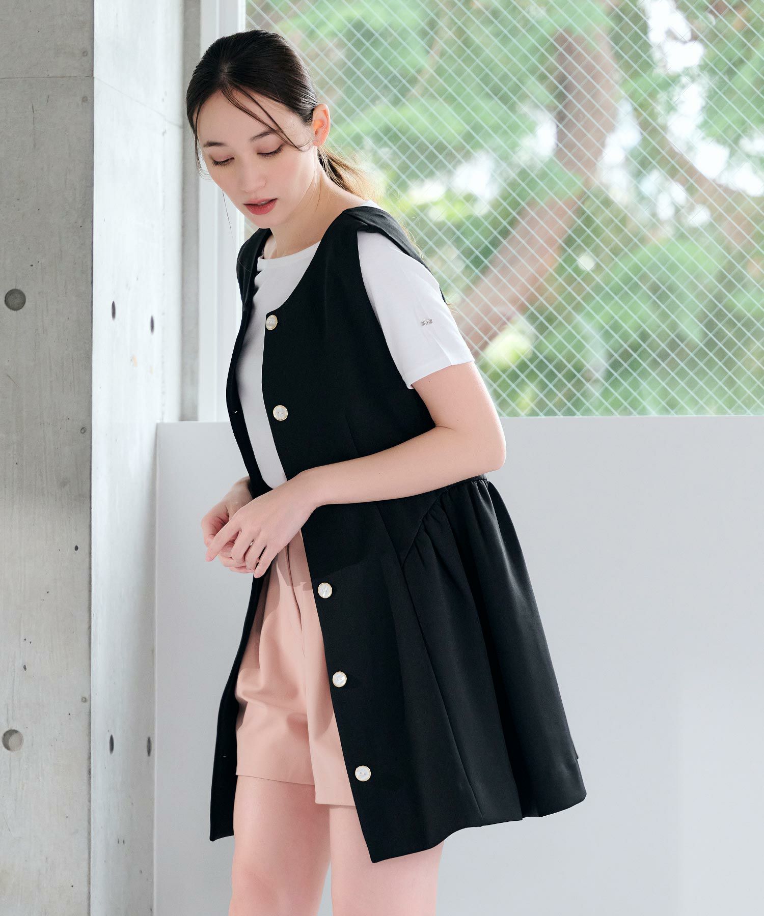 Heather ZIPペプラムミニワンピース ブラック ZIPペプラムミニワンピース | [公式]ヘザー（Heather）通販 Heather ZIPペプラムミニワンピース ブラック