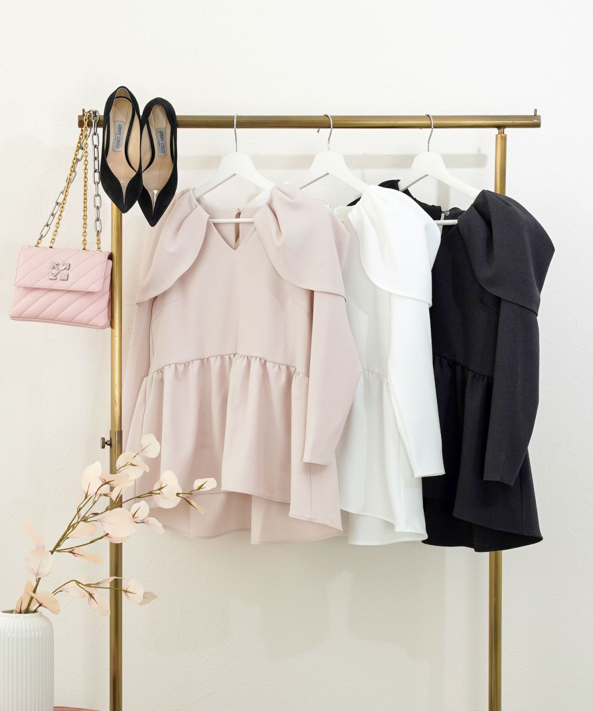 手洗い可/日本製/ショルダーケープ/ブラウス/ペプラム/フレア/テールカット/長袖/Vネック/可愛い/春秋冬