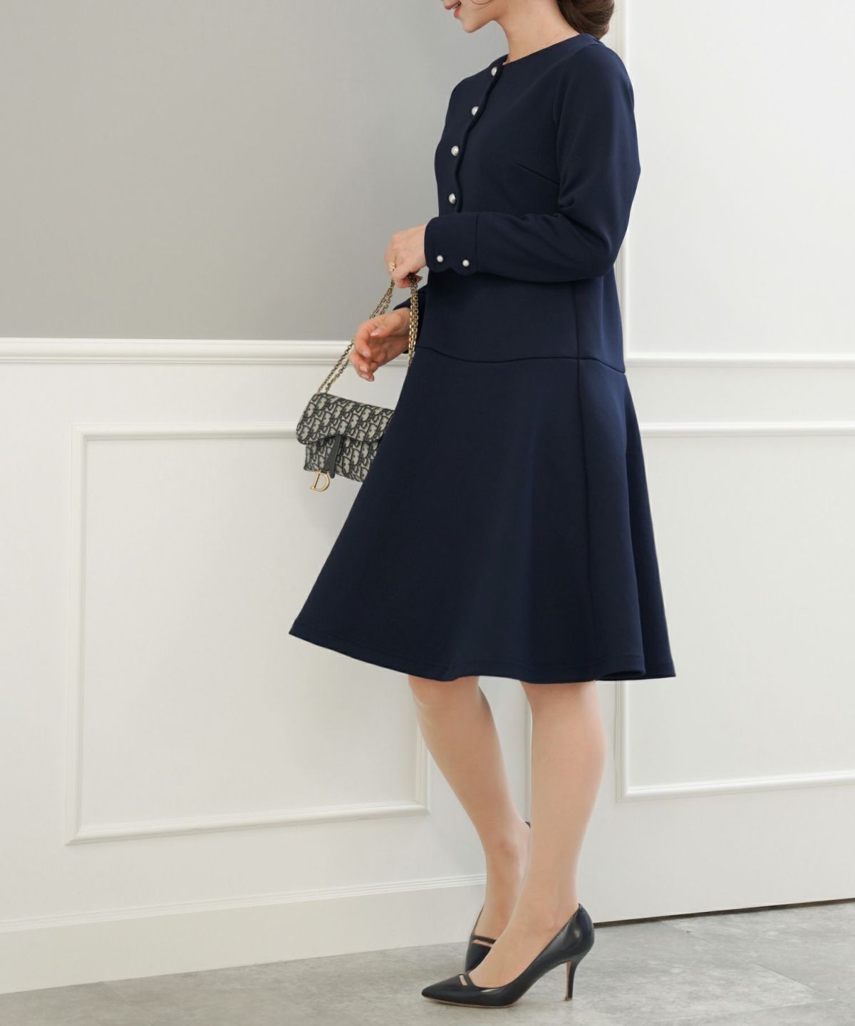 レディース/ワンピース/スカラップ/パール/釦/前あき/オケージョン/きれいめ/上品/エレガント/ボンディング/懇親会/ママ友/お食事/ホテル/入卒園/春/ライトグレー/ネイビー