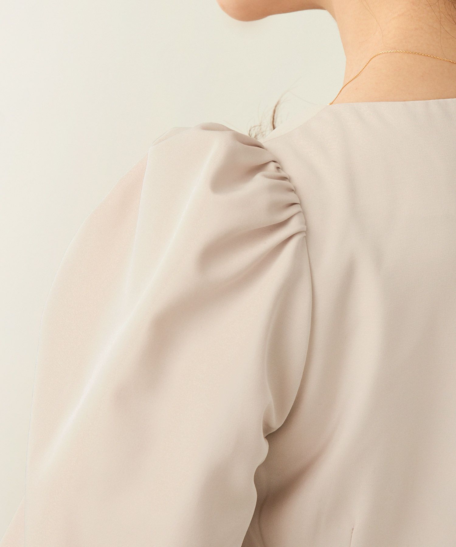 手洗い可/七分袖/ミドル丈/タック入り/くるみ釦/大人可愛い/上品