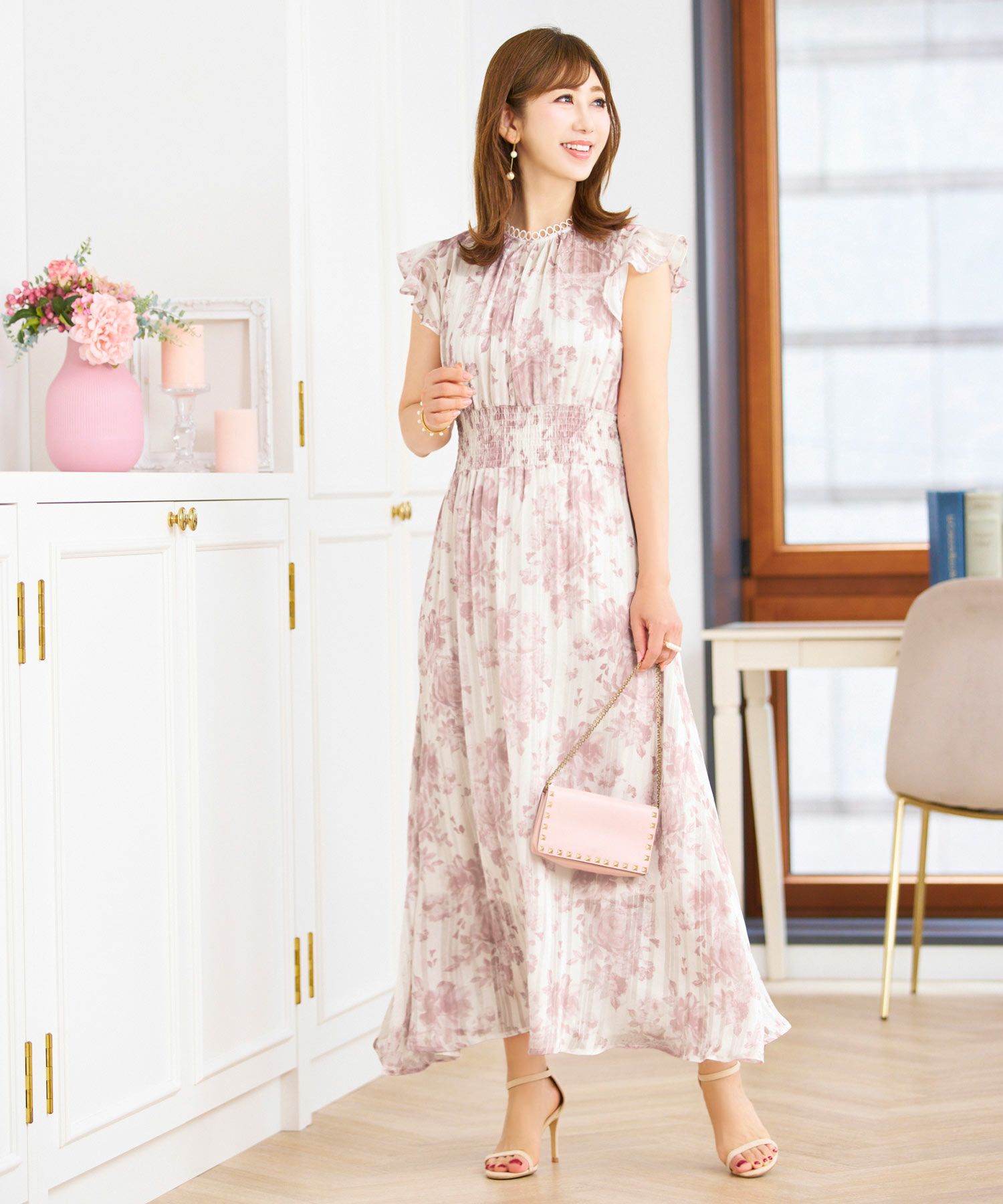 ワンピース花柄春夏秋白ピンクレディース服かわいい可愛い大柄色おしゃれ上品大人おすすめきれいめジョイントスペース