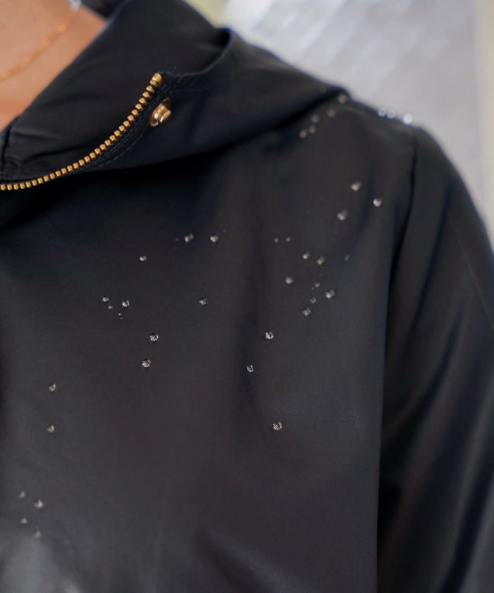 レディース/アウター/軽羽織/春コート/撥水/防水/雨具/ミドル丈/ロング丈/長袖/フード/ボタン/袖口ゴム/アイボリー/ネイビー/ブラック/上品/シンプル/レインコート/ゴールド/春/秋/雨の日/お出かけ/新色/バレンタイン/ピンク