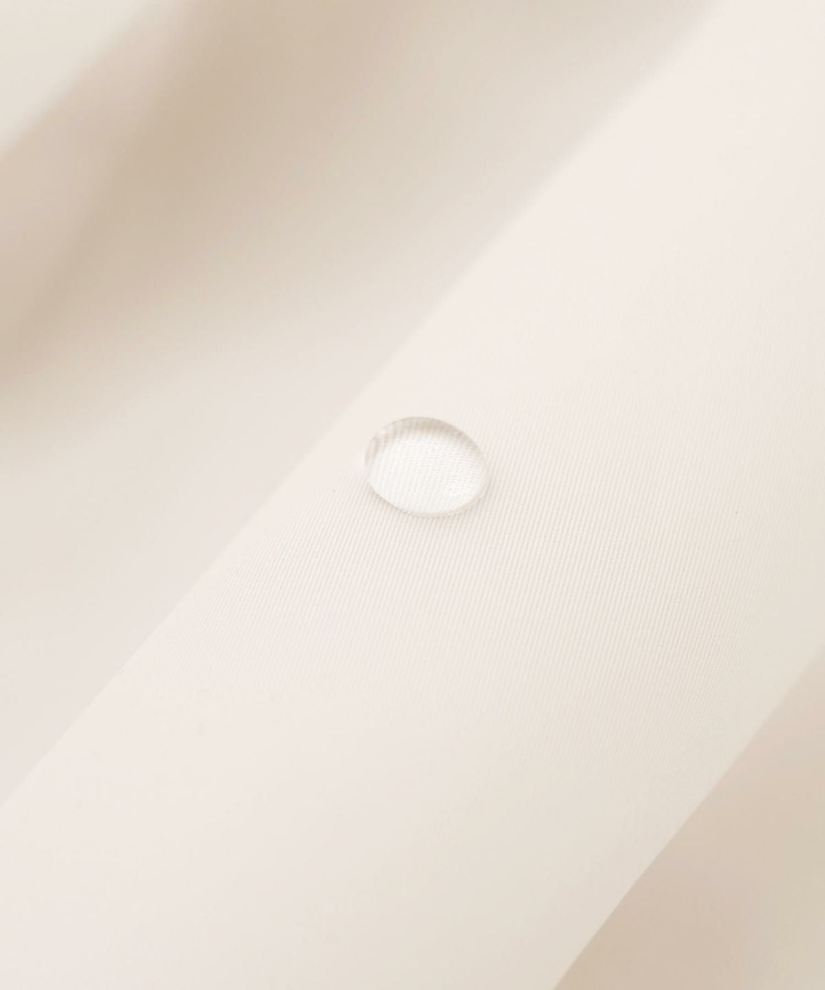 レディース/アウター/軽羽織/春コート/撥水/防水/雨具/ミドル丈/ロング丈/長袖/フード/ボタン/袖口ゴム/アイボリー/ネイビー/ブラック/上品/シンプル/レインコート/ゴールド/春/秋/雨の日/お出かけ/新色/バレンタイン/ピンク