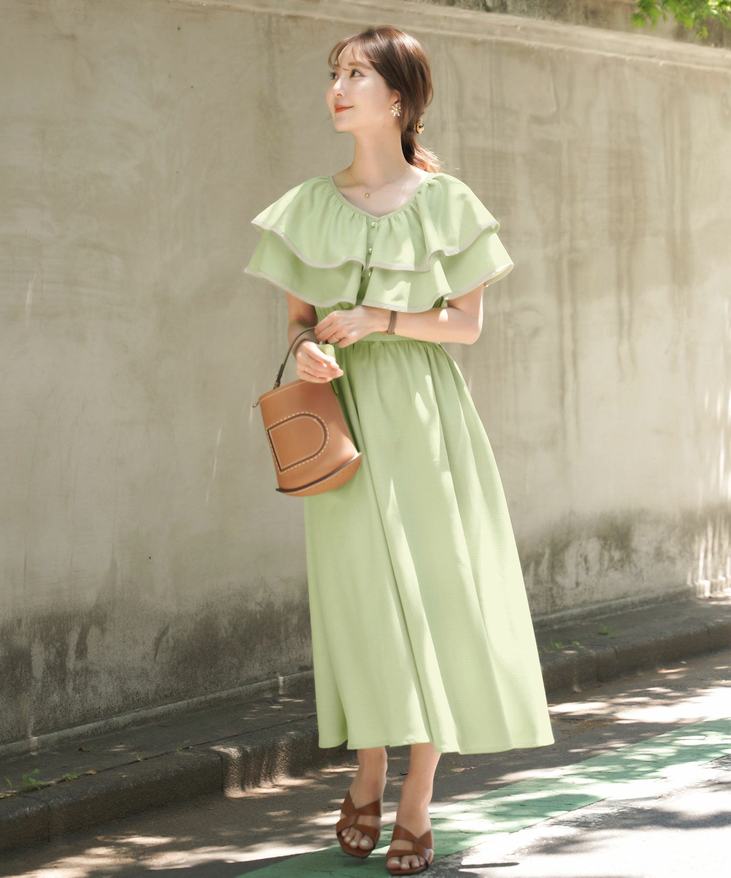 レディース/ワンピース/フリル/パイピング/パール/前あき/夏休み/海/お出かけ/リゾート/イエロー/ブルーグレー/グレー/華やか/夏/春/ハワイ/Hawaii/上品/エレガント/ピンク/可愛い/ヒット商品/トレンド/新色/ピンク/チャコール/サマー/バケーション