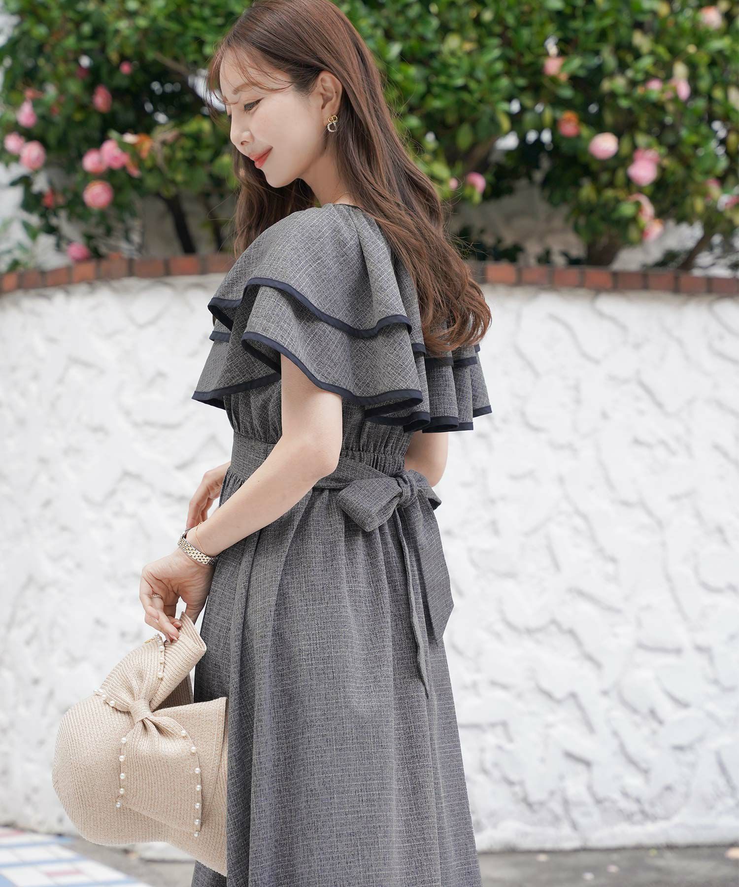 レディース/ワンピース/フリル/パイピング/パール/前あき/夏休み/海/お出かけ/リゾート/イエロー/ブルーグレー/グレー/華やか/夏/春/ハワイ/Hawaii/上品/エレガント/ピンク/可愛い/ヒット商品/トレンド/新色/ピンク/チャコール/サマー/バケーション