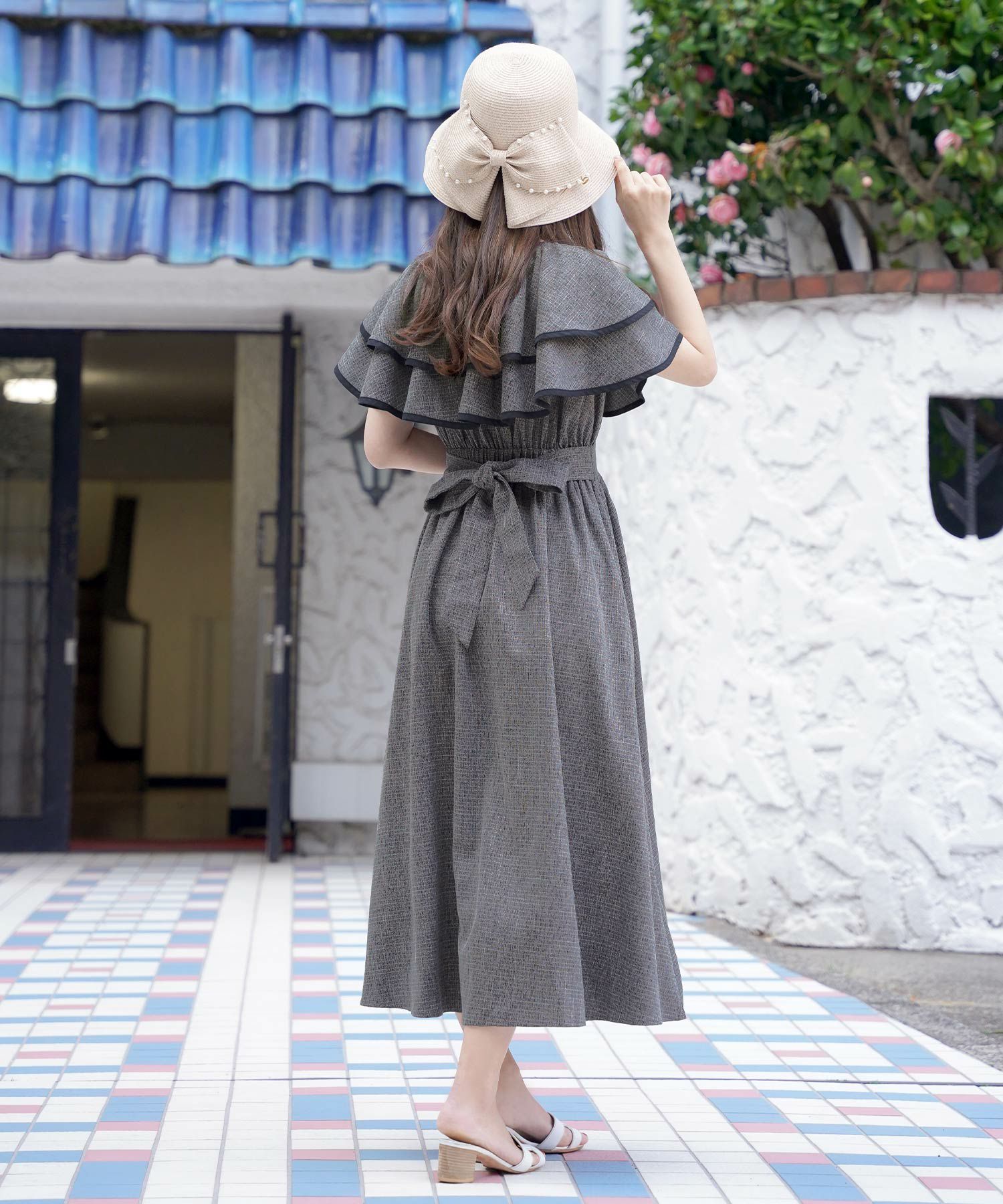 レディース/ワンピース/フリル/パイピング/パール/前あき/夏休み/海/お出かけ/リゾート/イエロー/ブルーグレー/グレー/華やか/夏/春/ハワイ/Hawaii/上品/エレガント/ピンク/可愛い/ヒット商品/トレンド/新色/ピンク/チャコール/サマー/バケーション