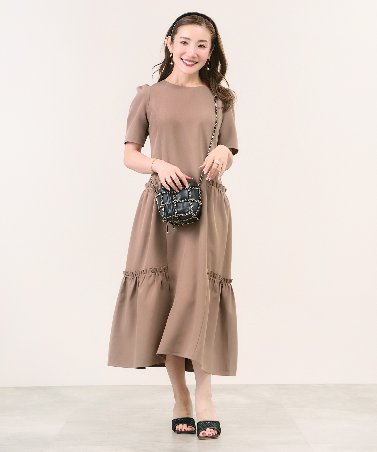新色追加/newcolorきれいめ服40代30代半袖コーデおしゃれ夏人気黒ホワイト無地リゾート