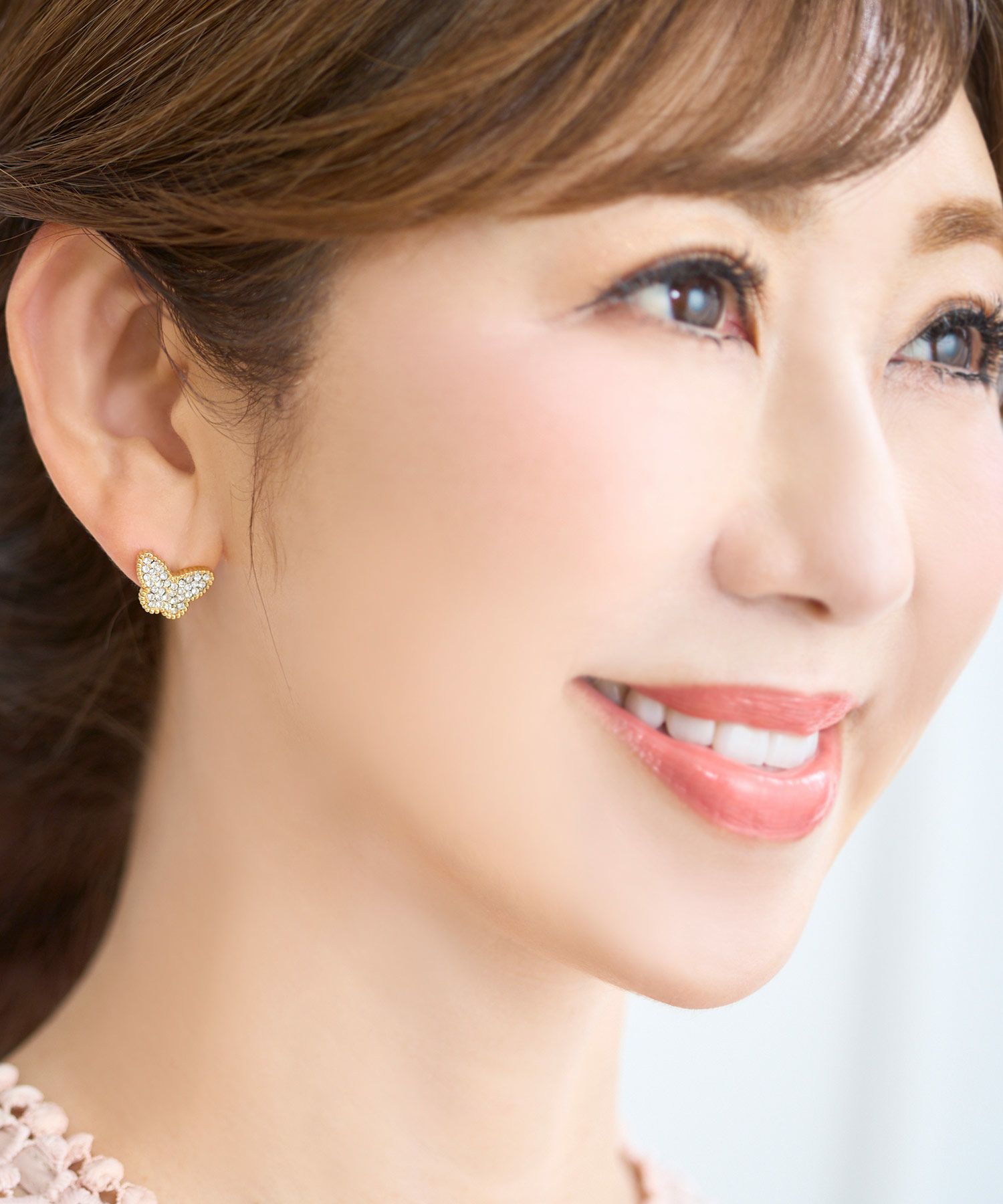 セレクト/ピアス/ビジュー/バタフライ/ゴールド/エレガント/上品/大人