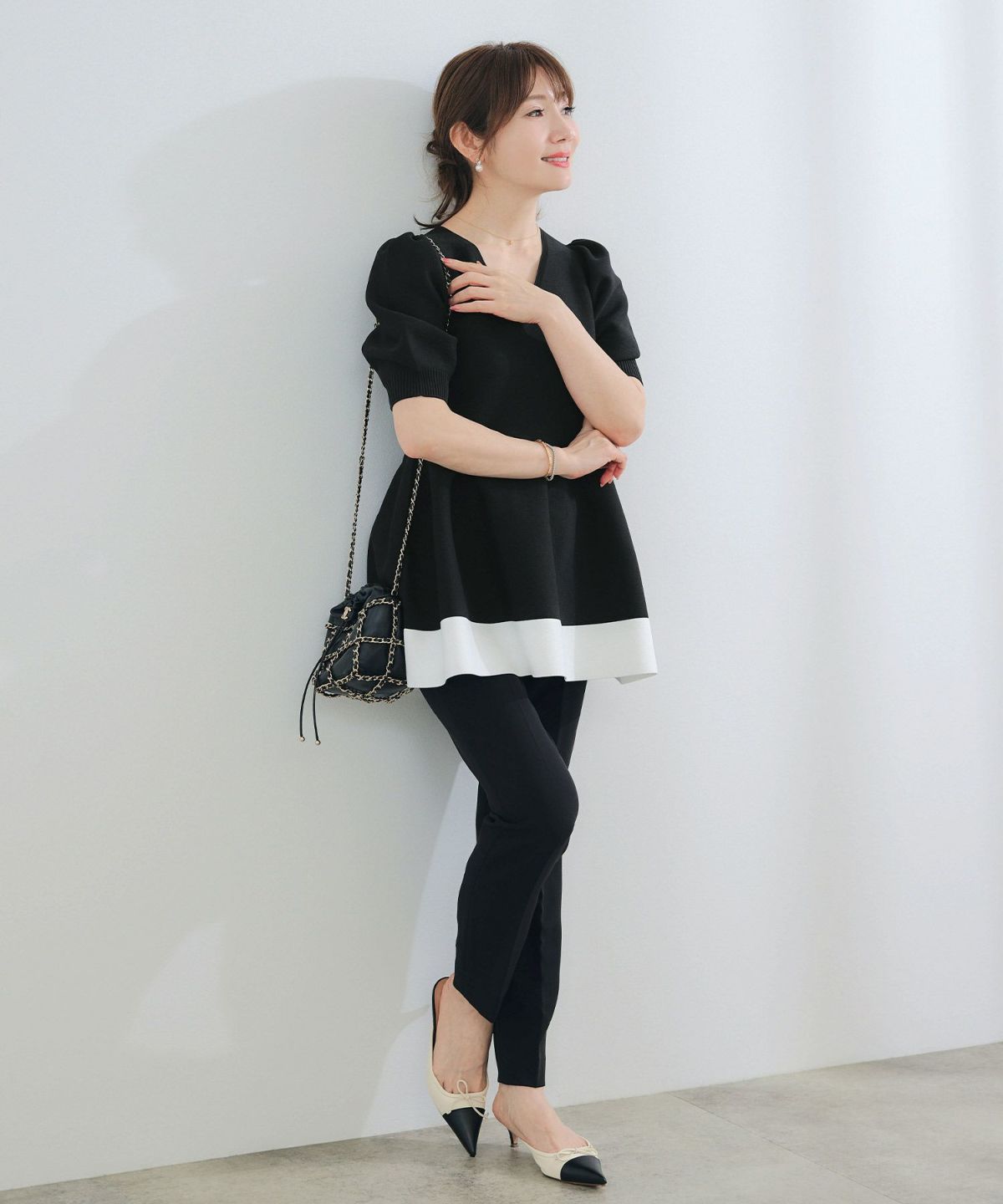 手洗い可/日本製/Vネック/ふんわり/チュニック/袖山ギャザー/パフ袖/大人可愛い/上品/きれいめ/シンプル/リラックス/体型カバー/美ライン/フレア