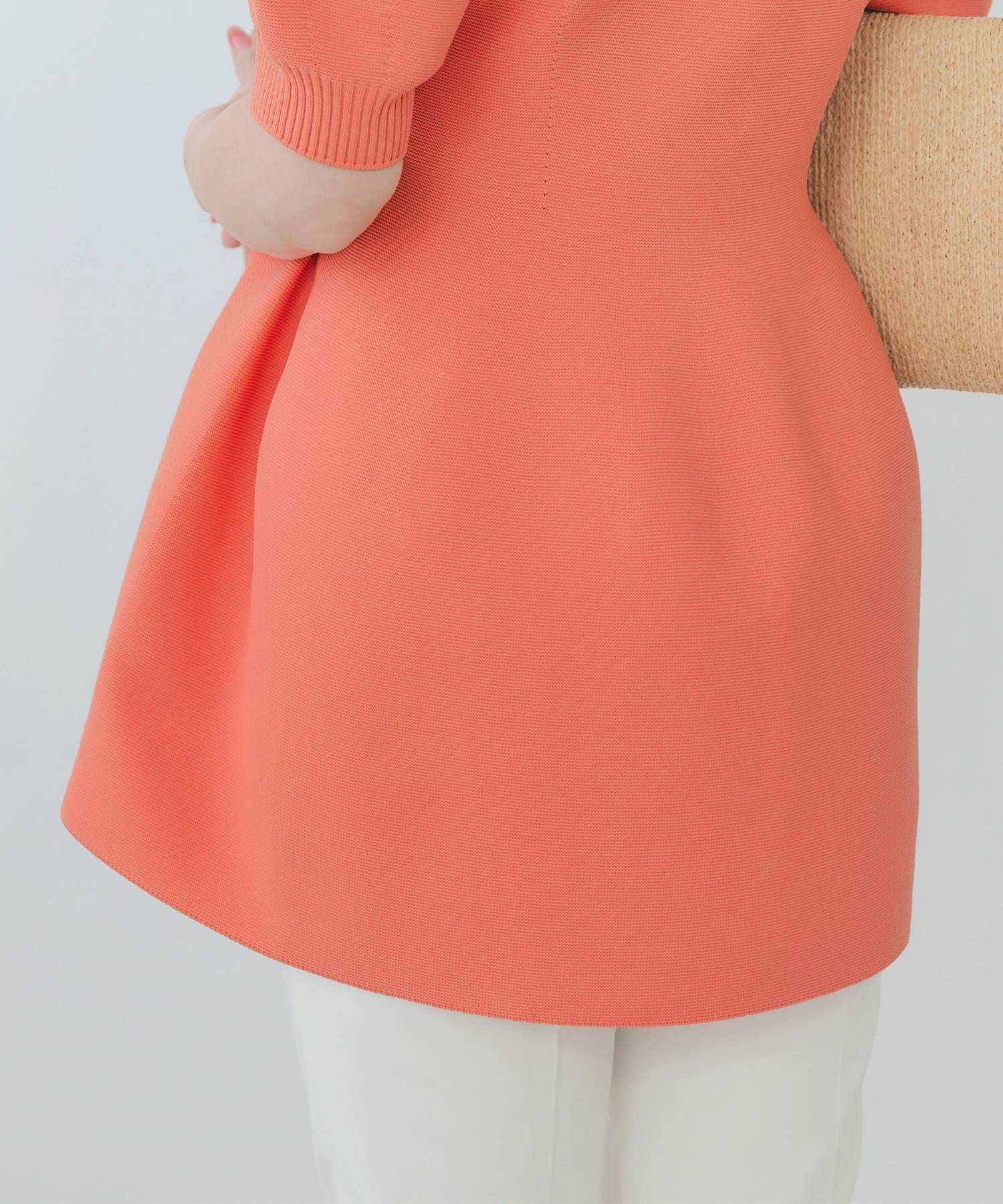 手洗い可/日本製/Vネック/ふんわり/チュニック/袖山ギャザー/パフ袖/大人可愛い/上品/きれいめ/シンプル/リラックス/体型カバー/美ライン/フレア