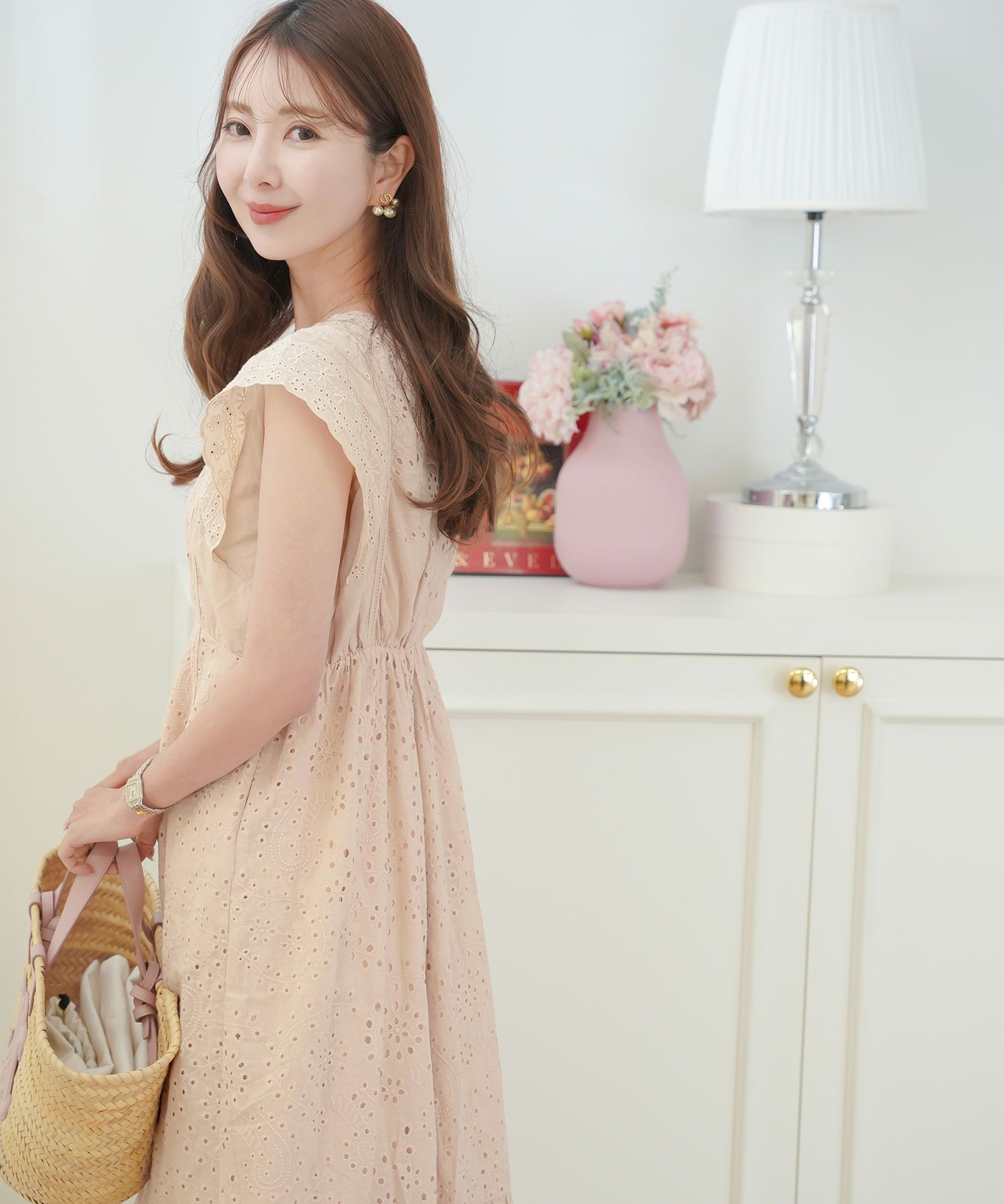 レディース/ワンピース/コットン/スカラップ/レース/梯子レース/ノースリーブ/夏/サマー/お出かけ/カジュアル/エレガント/フリル/バケーション/海/プール/ラベンダー/ホワイト/レモンクリーム/グレイッシュミント/ピンク/サックス/旅行/推し活