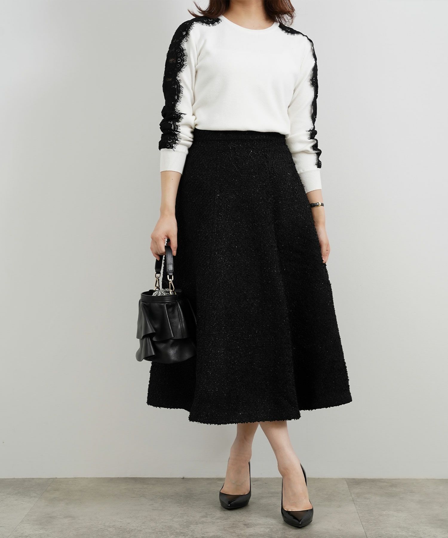 プルオーバー/ニット/袖レース/透かし/長袖/スカラップフリンジレース/ブラック配色/大人可愛い