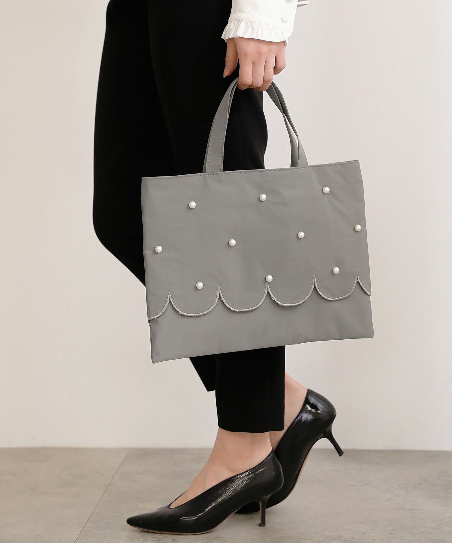 新色追加 軽い おしゃれ レディース かわいい 通勤 a4 小さめ 人気 大人 白黒 撥水 ジョイントスペース