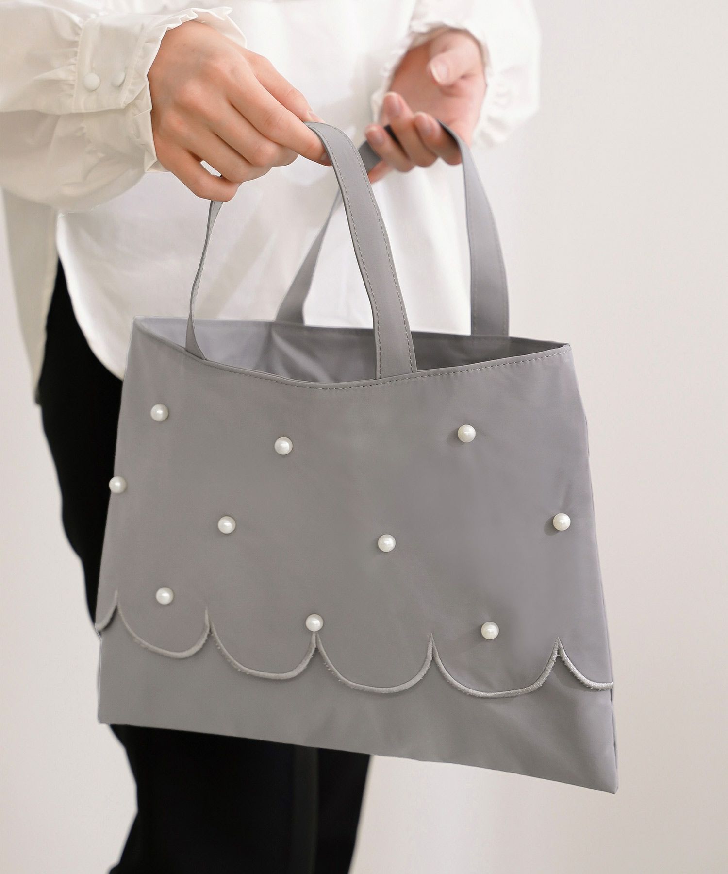 バッグ軽いおしゃれレディースかわいい通勤a4小さめ人気大人白黒撥水ジョイントスペース