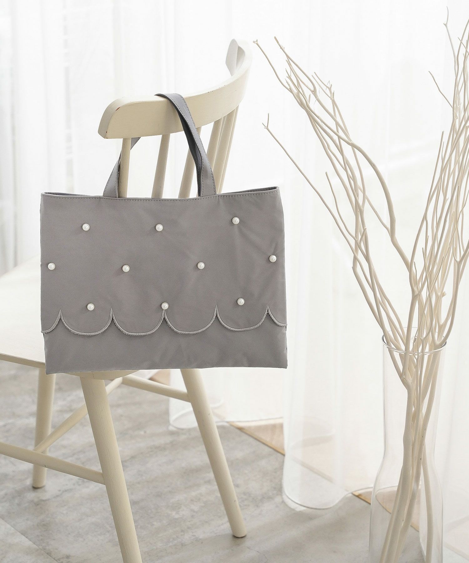 新色追加 軽い おしゃれ レディース かわいい 通勤 a4 小さめ 人気 大人 白黒 撥水 ジョイントスペース