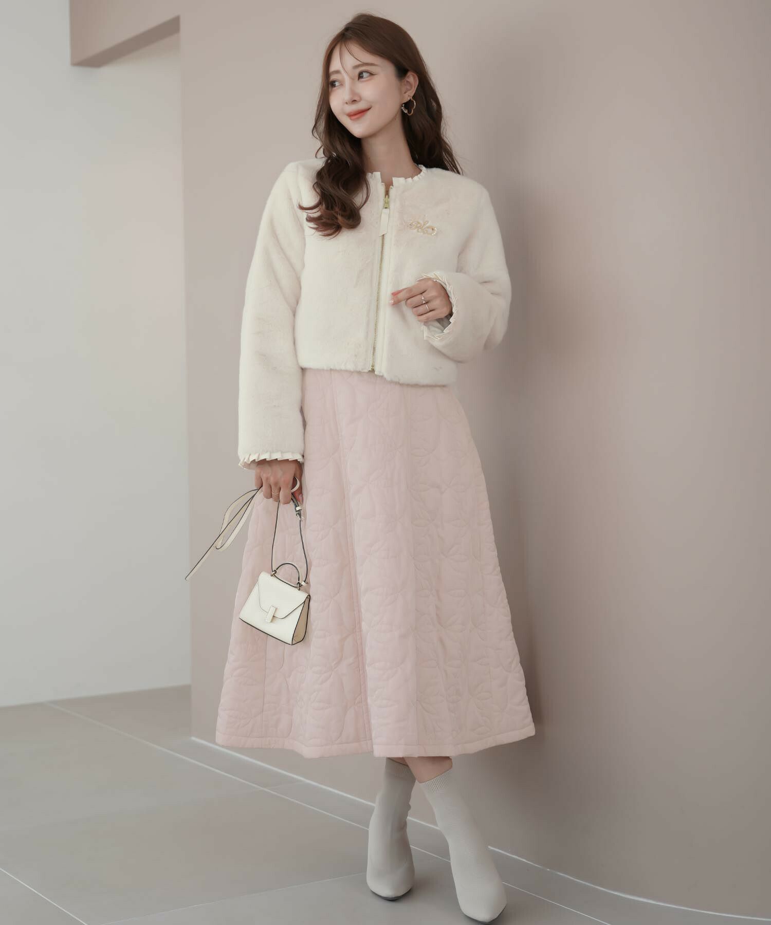 Winter-SALE ダウン＆ファー リバーシブル ショート ジャケット le 