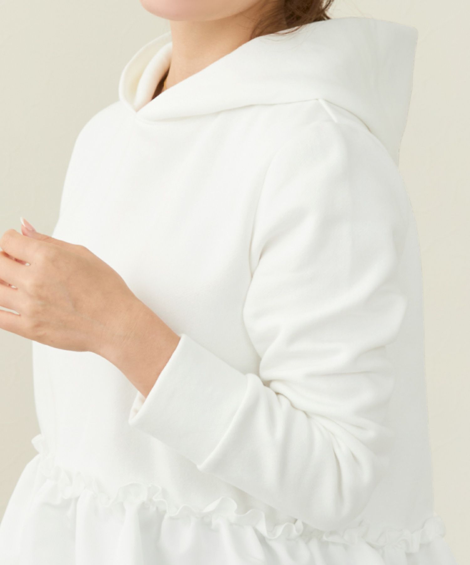 手洗い可/長袖/フリル切り替え/バルーンヘム/異素材切り替え/フード付き/大人可愛い
