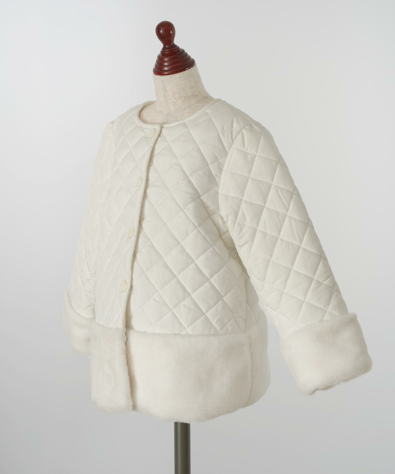 キッズ/コート/アウター/キルティング/エコファー/ファーコート/ユニセックス/秋/冬/長袖/ホワイト/ブラック