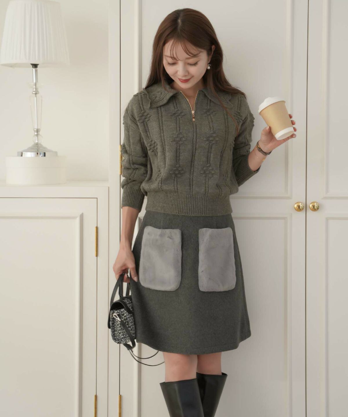 レディース/トップス/ニット/ハーフジップ/ファスナー/襟/花柄/編地/柄/ミドルゲージ/ケーブル/あたたか/秋/冬/袖/長袖/クリスマス/デート/エレガント/カジュアル/アイボリー/チャコール/モカ/ココア/ブラウン/ピンク/ブルーグレー