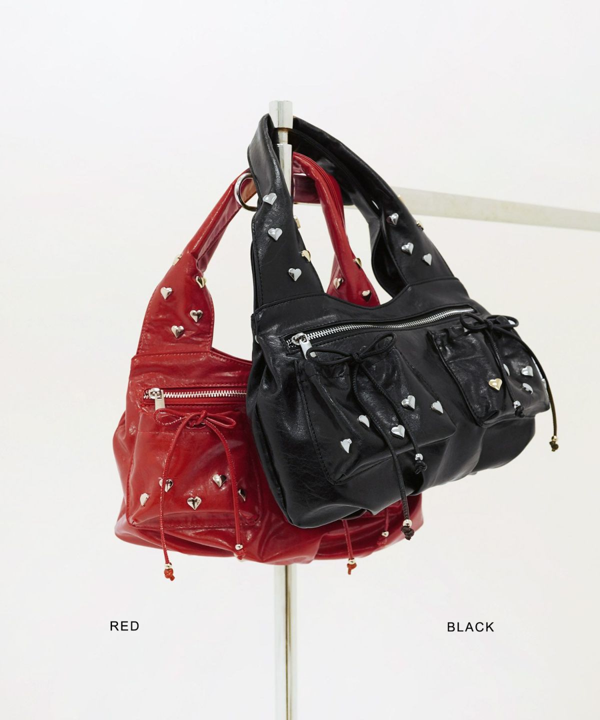 グッズ/小物/バッグ/ハンドバッグ/ブラック/レッド