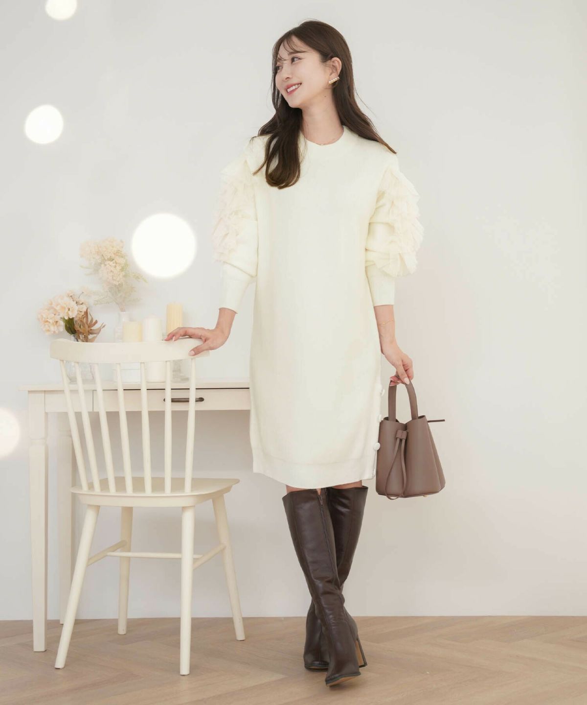 レディース/ニット/ワンピース/膝丈/ミドル/チュール/袖/ボリューム/フリル/ふんわり/秋/冬/くるみ釦/エレガント/可愛い/フェミニン/アイボリー/チャコール/ブラック