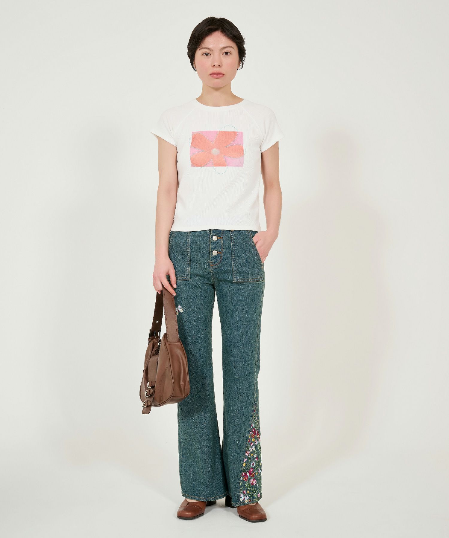 デニム/フレアデニムパンツ/フレア/刺繍入り