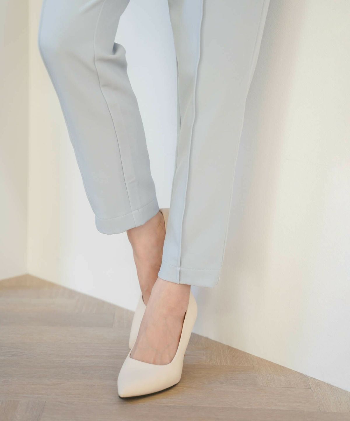 レディース/ボトムス/パンツ/フリル/パール/ピンクベージュ/ブラック/フリルセットアップ/セットアップ/フリル/パンツ/オケージョン/卒園式/入園式/入学式/卒業式/パンツドレス/長袖/テーパード/フォーマル/20代/30代/40代