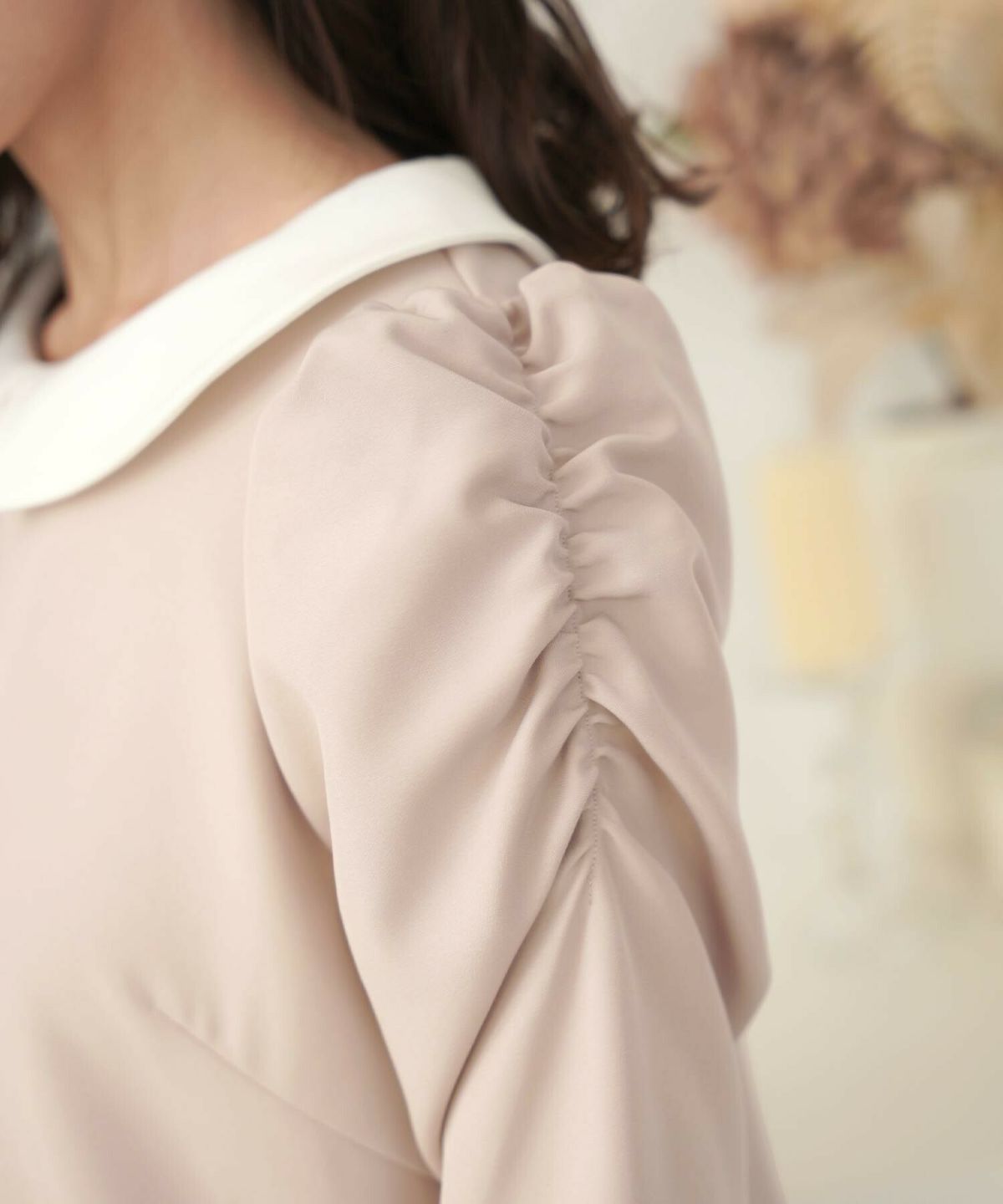 レディース/トップス/ブラウス/ペプラム/タック/パール/襟付き/2WAY/ピンクベージュ/ブラック/白襟/フリルセットアップ/セットアップ/フリル/オケージョン/卒園式/入園式/入学式/卒業式/パンツドレス/長袖/テーパード/フォーマル/20代/30代/40代