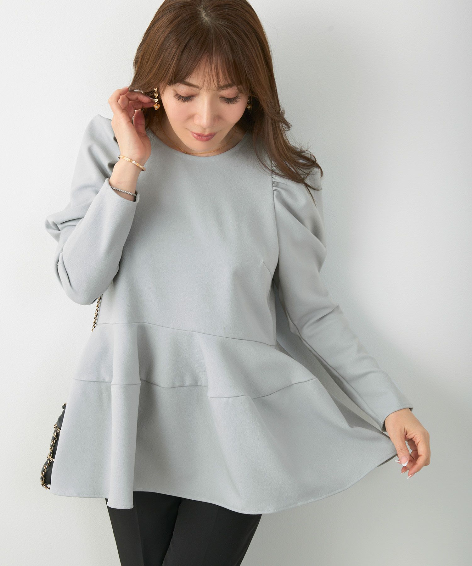 手洗い可/トップス/ブラウス/長袖/パワーショルダー/袖山ギャザー/大人可愛い