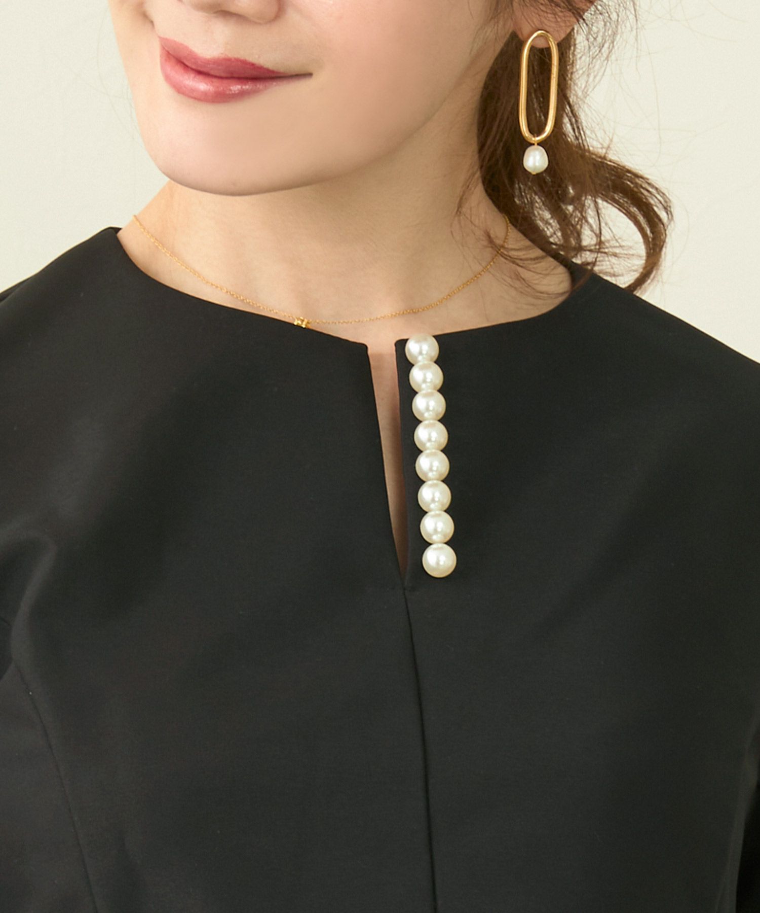 手洗い可/トップス/ブラウス/長袖/オケージョン/パール/綺麗め/ペプラム/大人/上品/可愛い