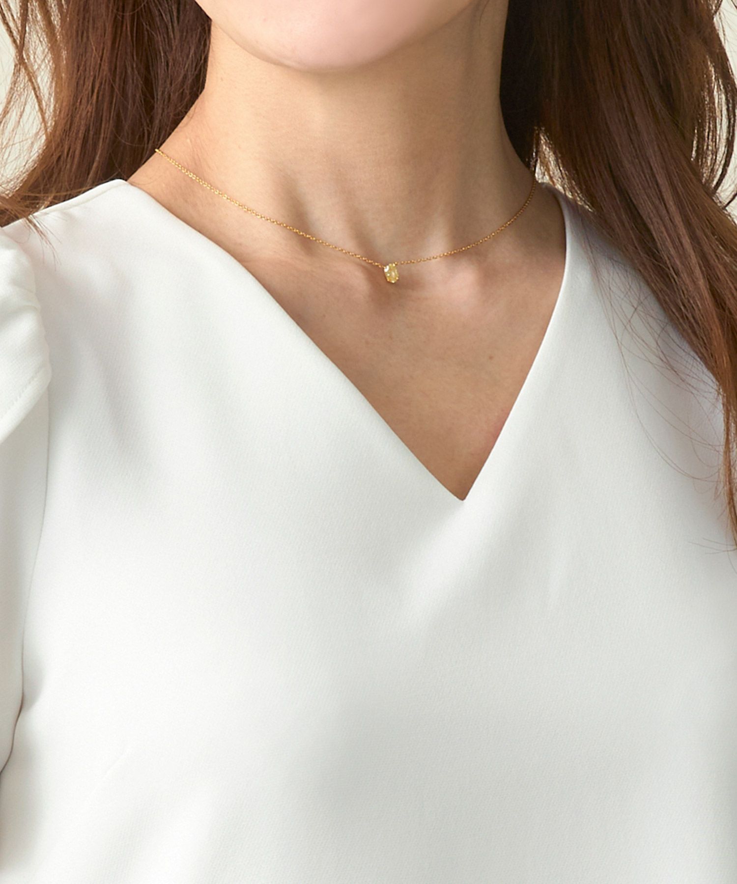 新色追加手洗い可ブラウスレディースファッショントップスおしゃれオフィスエレガントきれいめ長め体型カバー白黒春Vネックジョイントスペース