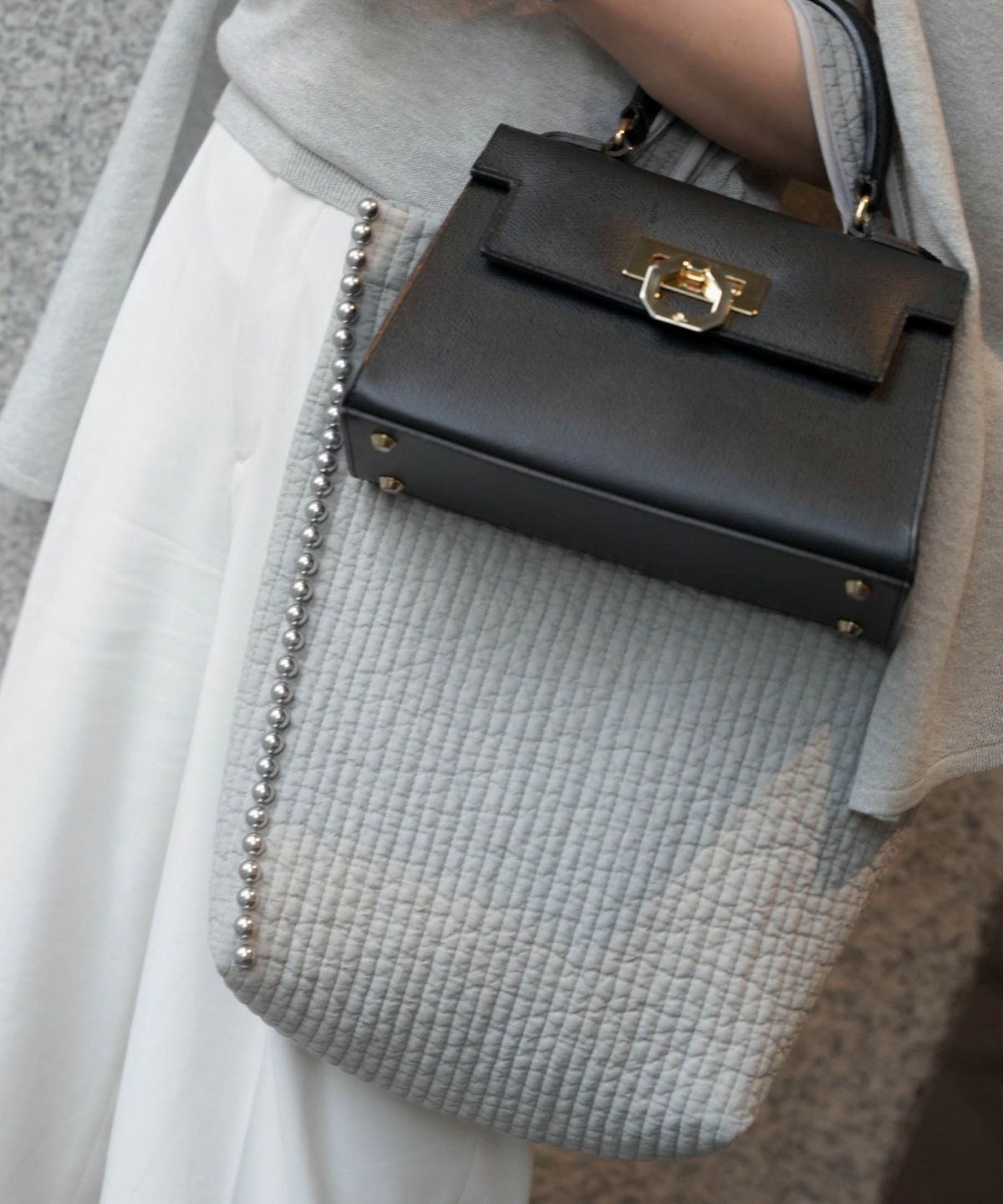 バッグ/縦長/パール/トリム/ヌビ/チャコール/ブラック/アイボリー/グレー/フリー/キルト加工/トート/内ポケット