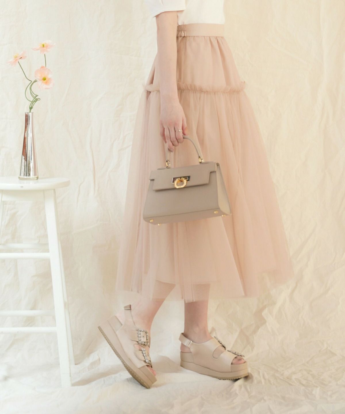 レディース/小物/靴/厚底/サンダル/スポーツサンダル/スポサン/ビジュー/サテン/ゴールド/シルバー/花/ピンクベージュ/ブルーグレー/ブラック/春/夏/秋/10代/20代/30代/海/旅行/エレガント/フェミニン/上品/カジュアル/可愛い