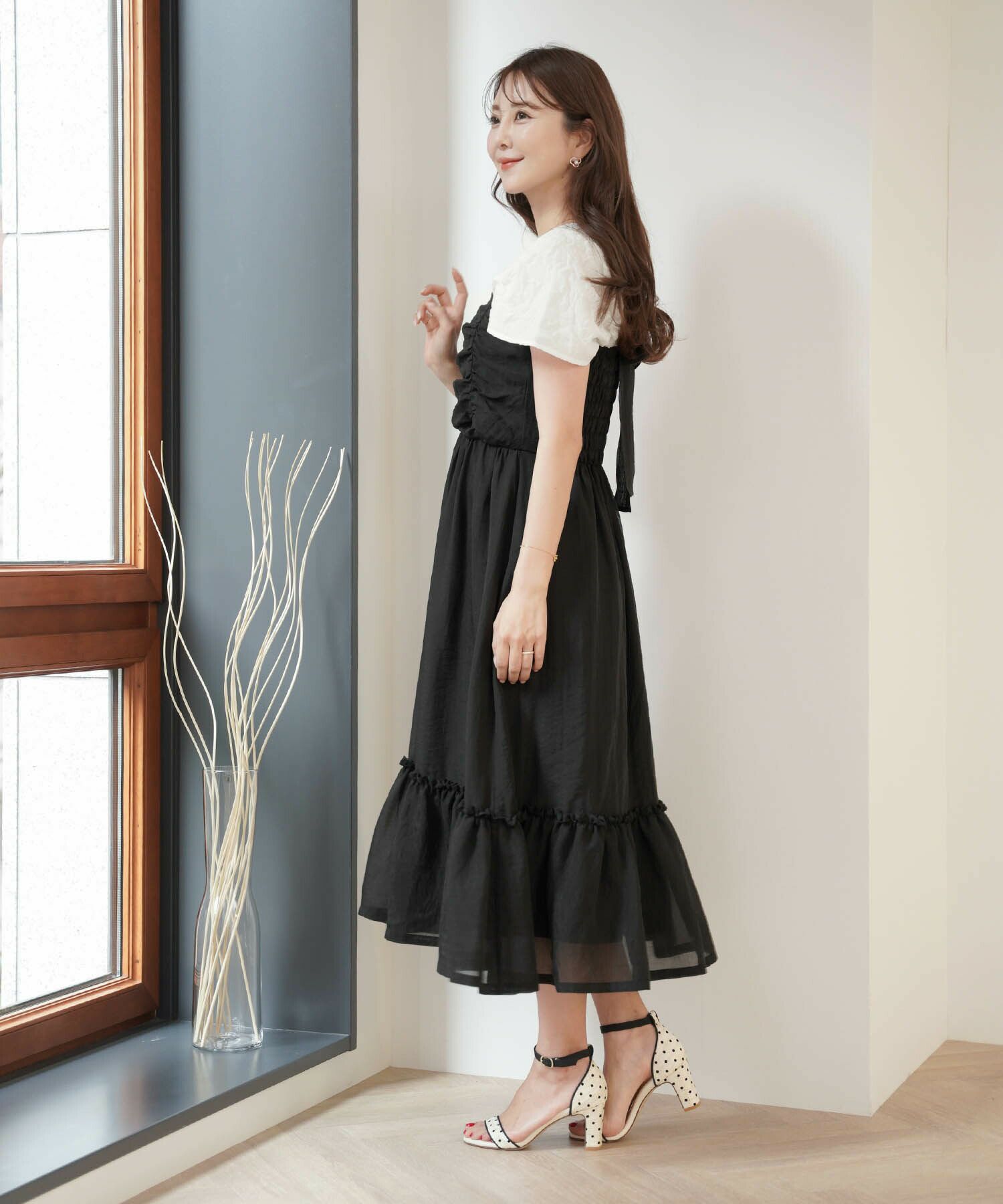 レディース/ワンピース/シアー/ふくれジャカード/チューリップ柄/ノースリーブ/半袖/バックリボン/シャーリング/夏/サマー/お出かけ/上品/カジュアル/エレガント/ギャザー/フリル/バケーション/海/プール/レモン/ブラック