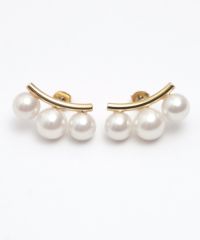 スリー パール ピアス Three Pearl Pierce